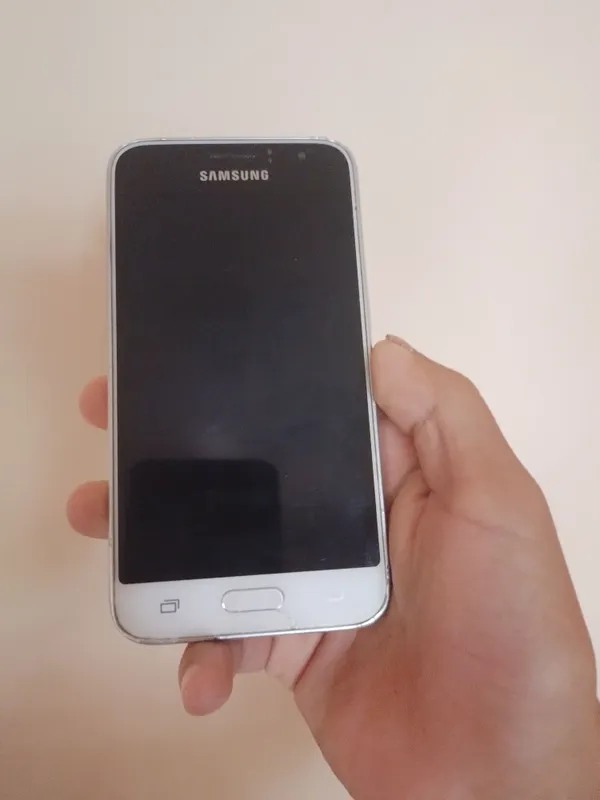 samsung galaxy J1.6 ishalydi