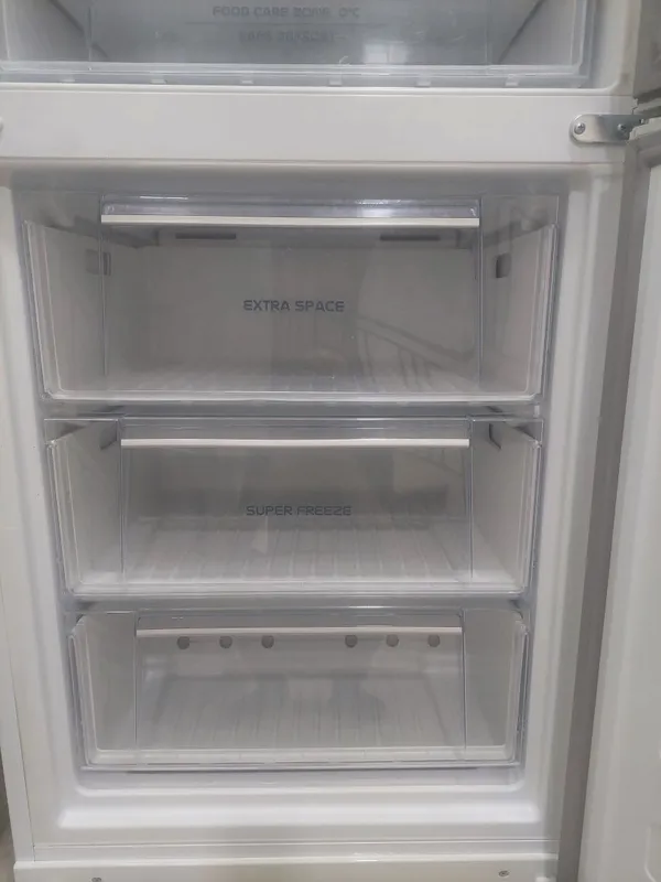 Холодильник Hotpoint Ariston 5