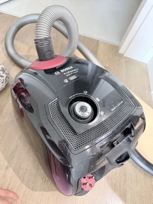 Продаётся пылесос Bosch