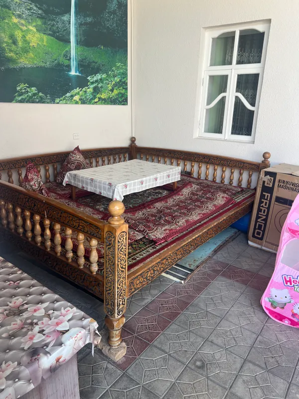 Топчан  300×240 см из дерева 1