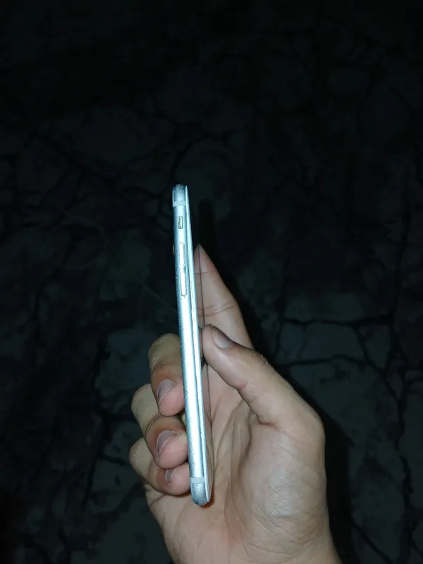 Samsung A30 iPhone 6s 2 Samsung A30 iPhone 6s 2