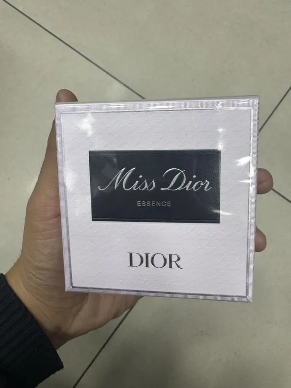Christian Dior Miss Dior Essence — фото 3