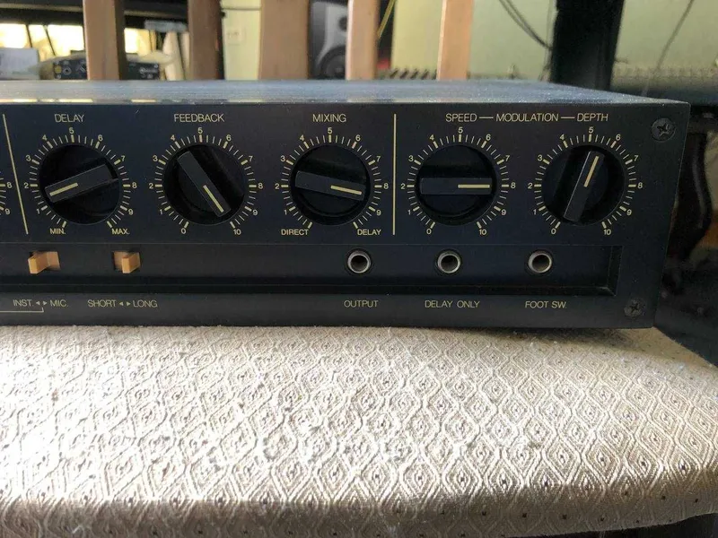 Yamaha E1005 аналоговый рэковый Дилей, Хорус Коллекционная вещь ! — фото 2