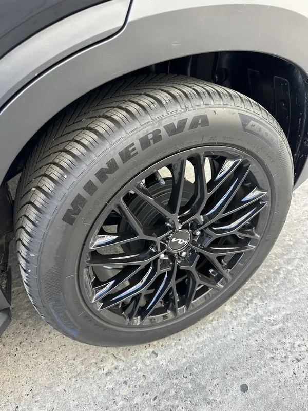 Kia Sonet 2025y 2 pozitsiya Bez lyuk 5 Kia Sonet 2025y 2 pozitsiya Bez lyuk 5