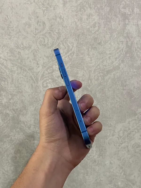 iPhone 13 128 ГБ, синий, идеальное состояние 5 iPhone 13 128 ГБ, синий, идеальное состояние 5