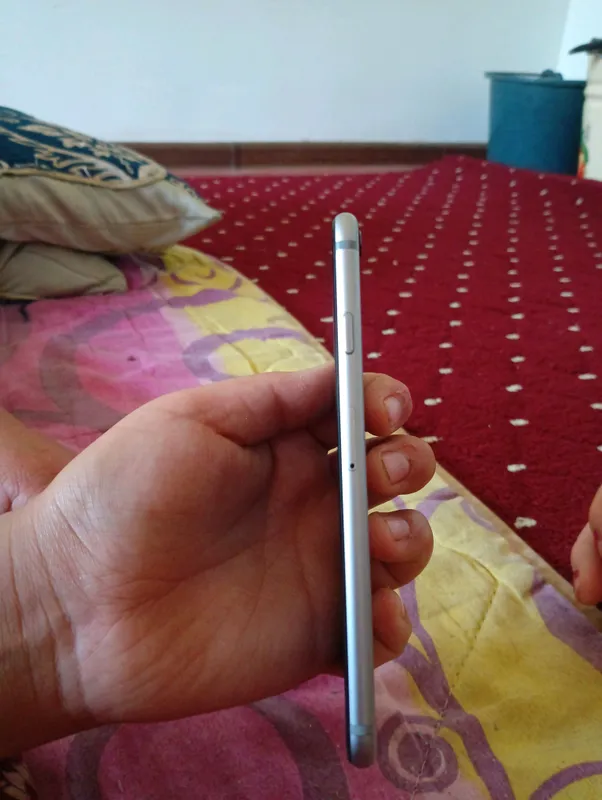 iPhone 6 yonks 80 radnoy hamma joyi radnoy — фото 1 iPhone 6 yonks 80 radnoy hamma joyi radnoy — фото 1