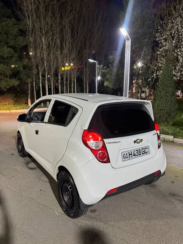 Chevrolet spark arenda s vikupom ham bor 1.500 — фото 2
