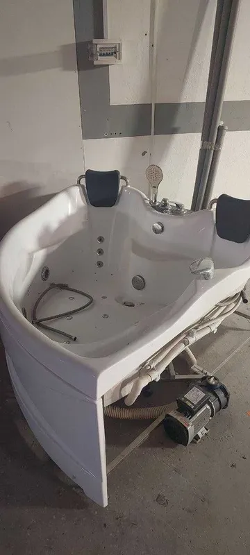JAKUZZI в рабочим состояние 1 JAKUZZI в рабочим состояние 1