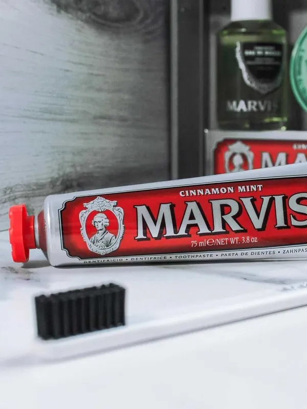 Зубная паста Marvis Cinnamon Mint 85 мл — свежесть и аромат корицы — фото 2