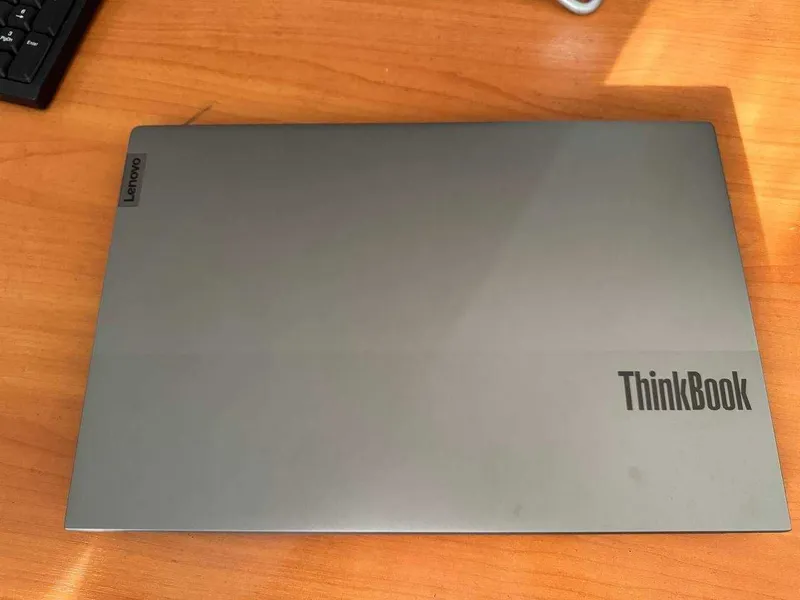Lenova thinkbook 4 Lenova thinkbook 4