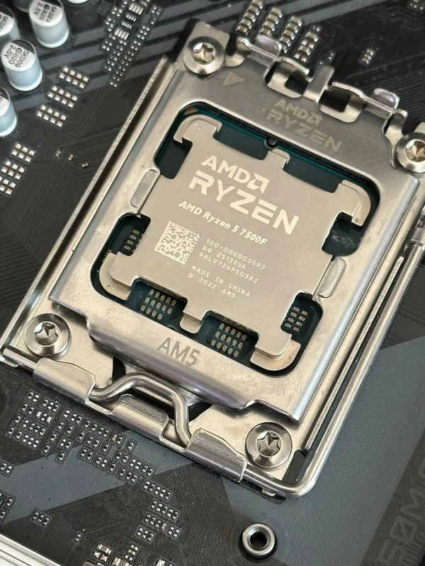 Комплект: Ryzen 5 7500F | Gigabyte B650M Gaming WIFI — фото 1 Комплект: Ryzen 5 7500F | Gigabyte B650M Gaming WIFI — фото 1