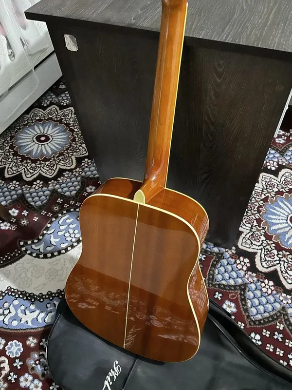 Gitara akustik. Xolati zor agar olib foydalanishga bolsa kelishamiz 2 Gitara akustik. Xolati zor agar olib foydalanishga bolsa kelishamiz 2