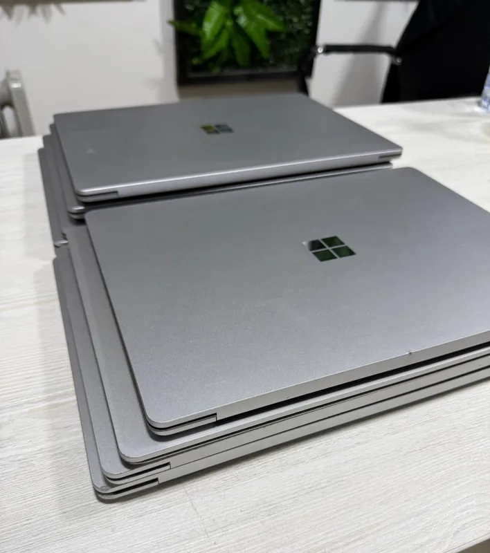 Surface Laptop-5 Silver Core I7-1265U/16GB/256GB 2 Surface Laptop-5 Silver Core I7-1265U/16GB/256GB 2