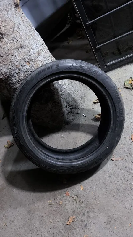 Maxxis 225 45 R 19 balon sotiladi