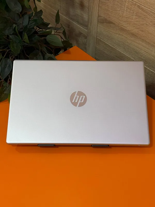 HP noutbuki 4 HP noutbuki 4