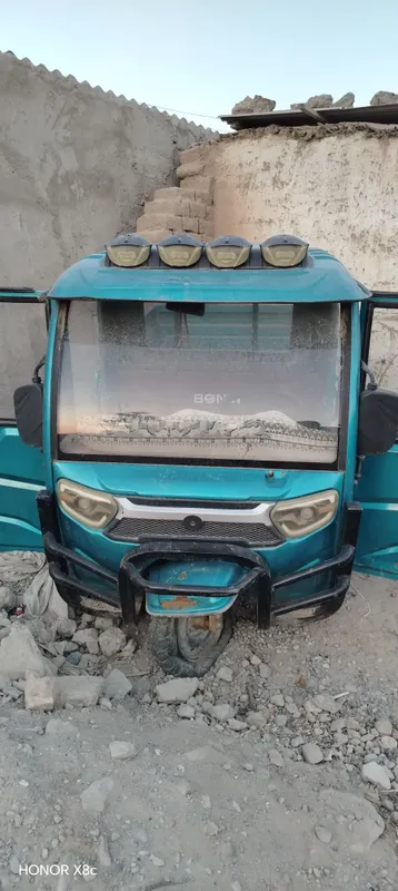 3ta akimlator quyilsa bas buldi aybi shu — фото 2