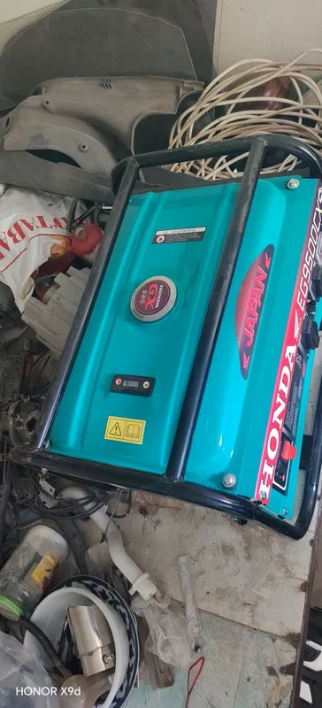 Generator sotiladi 3