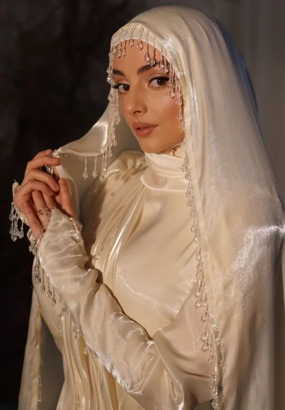 Fata perchatka zakasga tikib sotaman