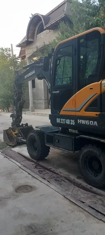 Ekskavator Hyundai 60 4