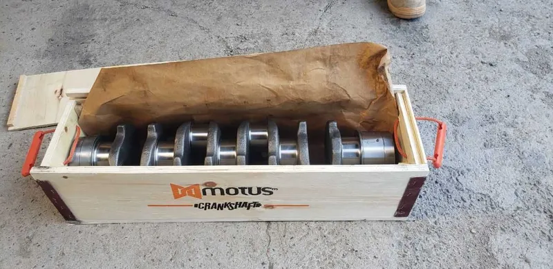 Гильза Поршень Кольцо Головка Вкладыш Коленвал Isuzu Original Parts 3
