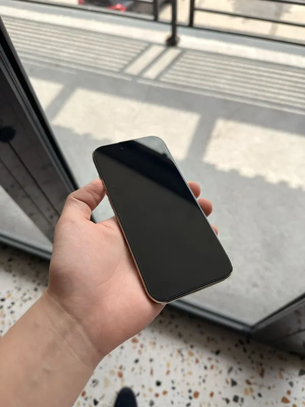 Iphone 17 Air region LLA ideal 100% 2 Iphone 17 Air region LLA ideal 100% 2