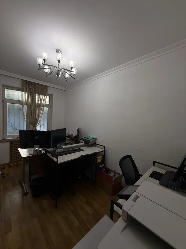 Аренда магазин 40 м² + офис 270 м², метро 5 мин — фото 1