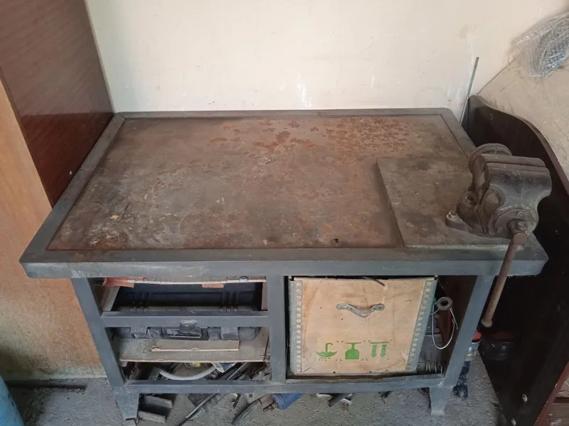 Тиски для стола 600 тысяч 2