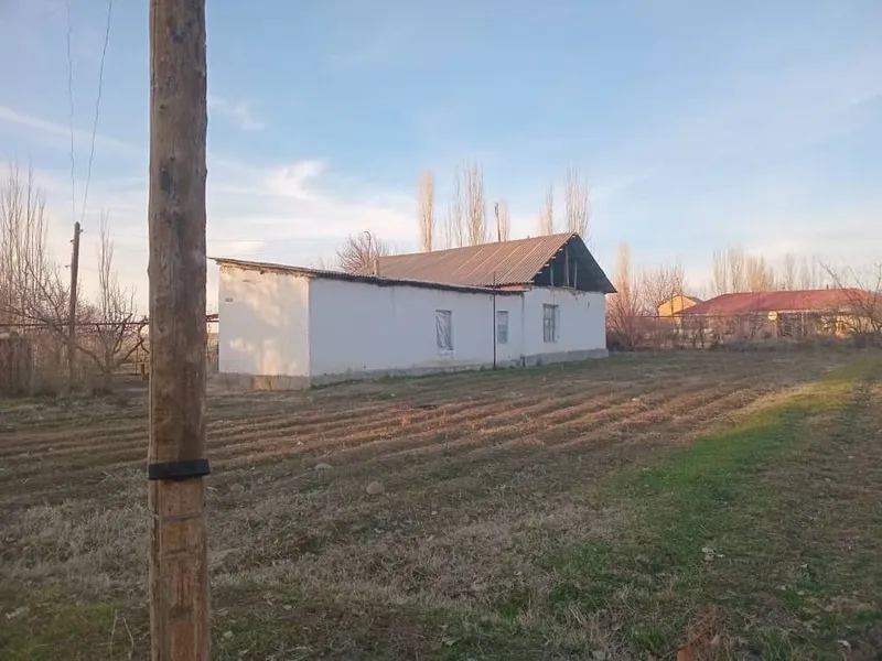 Учаска уй сотилади 20 сотик