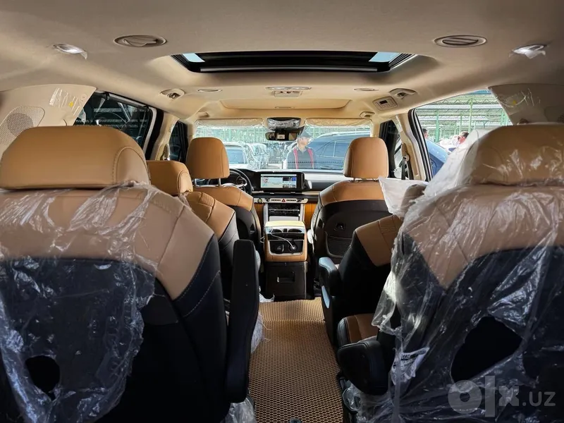 Kia carnival 2023-yil 66000km 3 Kia carnival 2023-yil 66000km 3