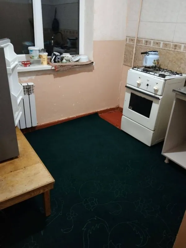 Срочно здаеться в Аренду 1-ком квартира городе Чирчике районе Октьябрь 6