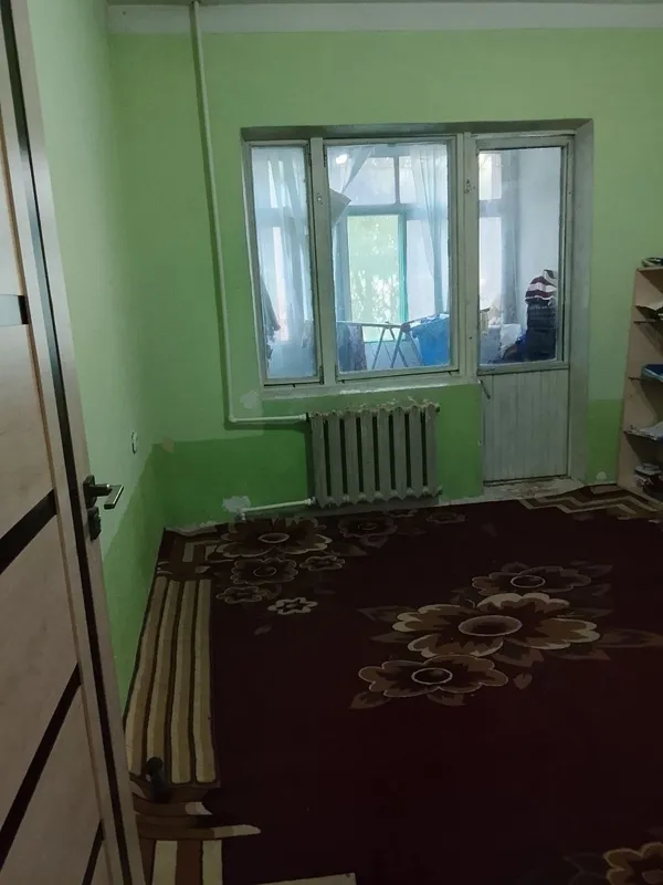 Продаётся 3-комнатная квартира на м-в Карасу 6 — фото 2