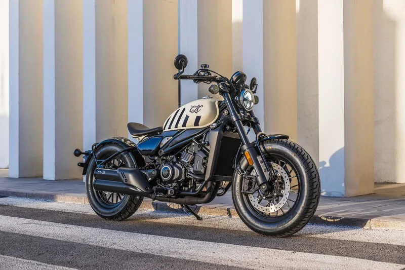 CFMOTO 450CLC BOBBER 2х летней гарантией от официального дилера — фото 4 CFMOTO 450CLC BOBBER 2х летней гарантией от официального дилера — фото 4