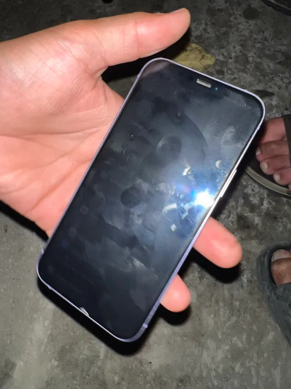 Iphone 12 sotiladi 3 Iphone 12 sotiladi 3