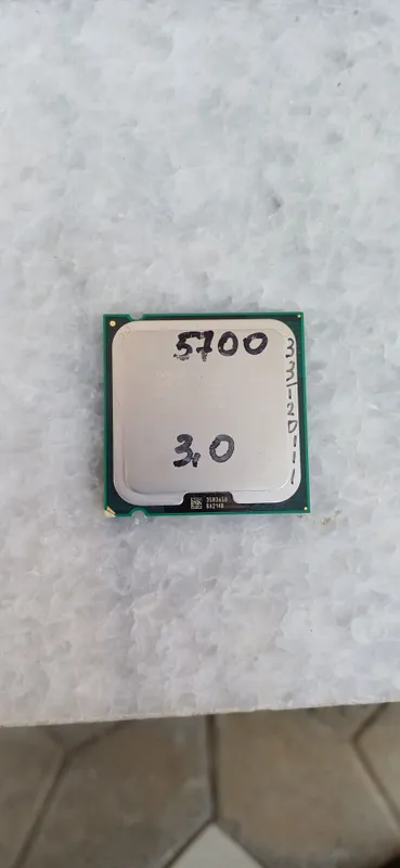 Процессор Intel, мощный для компов/ноутов