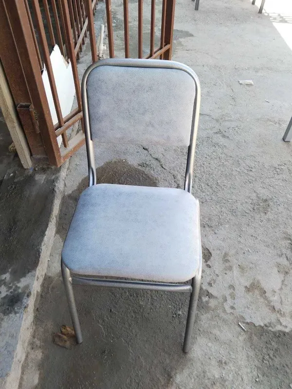 Stul sotiladi yangi Stul sotiladi yangi