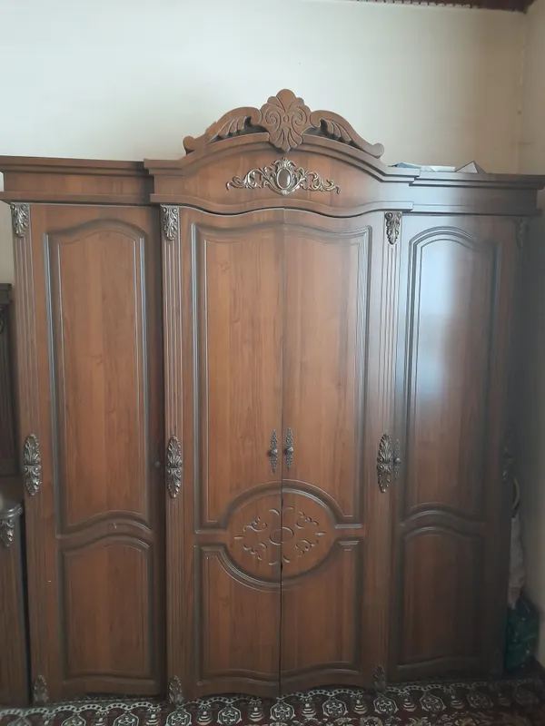 kamplekt spalniy mebil sotiladi 1