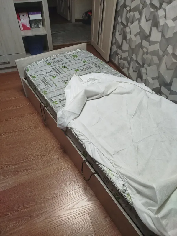 Мебели,кровати 4 Мебели,кровати 4