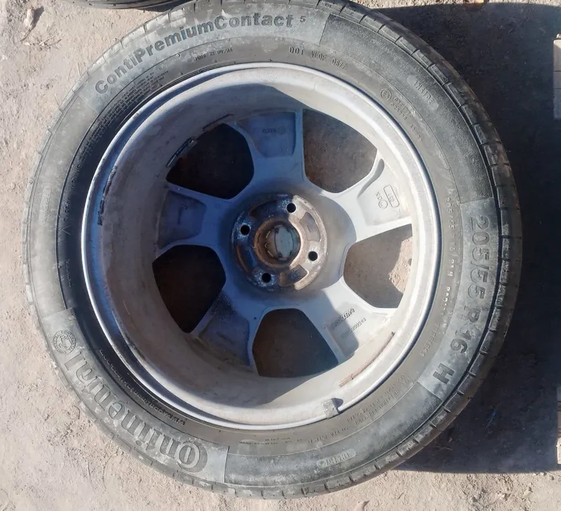 Largus R16 2 ta Biroz diskida yorilish bor — фото 3