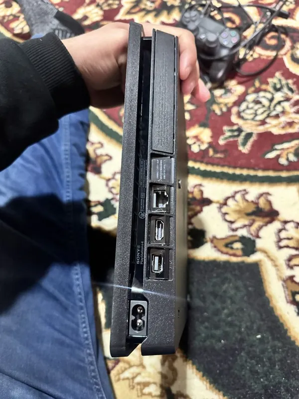 Playstation 4+ sotiladi xolati yangi — фото 3