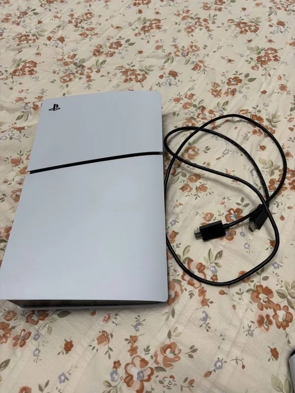 Ps5 yangi ozim ogaman yevropadan bez karobka lekin arzon ! — фото 1 Ps5 yangi ozim ogaman yevropadan bez karobka lekin arzon ! — фото 1