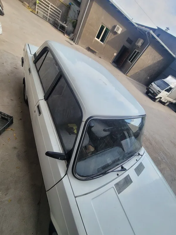 Vaz 2105 05mator Yili 1990 Probek 104400km Rul taraf krilo eshida k 4 Vaz 2105 05mator Yili 1990 Probek 104400km Rul taraf krilo eshida k 4