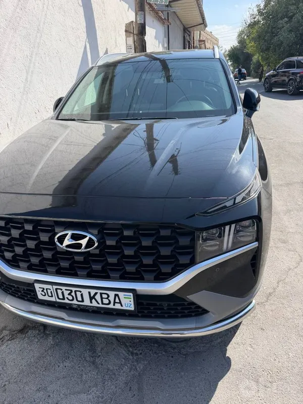 Hyundai santa fe черного цвета в идеальном состоянии 2 Hyundai santa fe черного цвета в идеальном состоянии 2