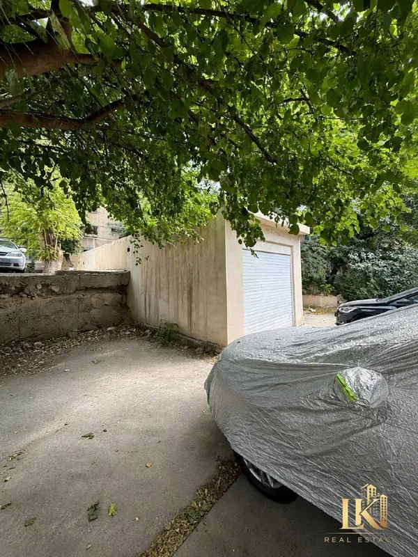 15-shahar shifoxonasi yonida, g‘ishtli uyda ta’mirli, keng 3 xonali kvartira sotiladi 10