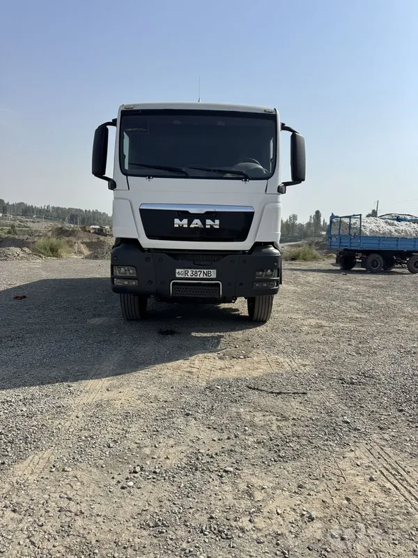 Самосвал MAN 33360 1 Самосвал MAN 33360 1