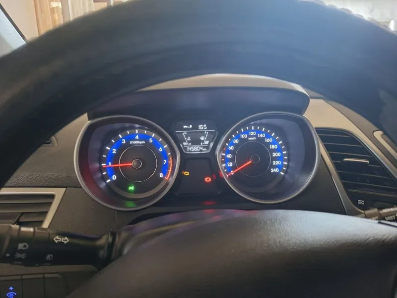 Hyundai Elantra 2016 6 Hyundai Elantra 2016 6