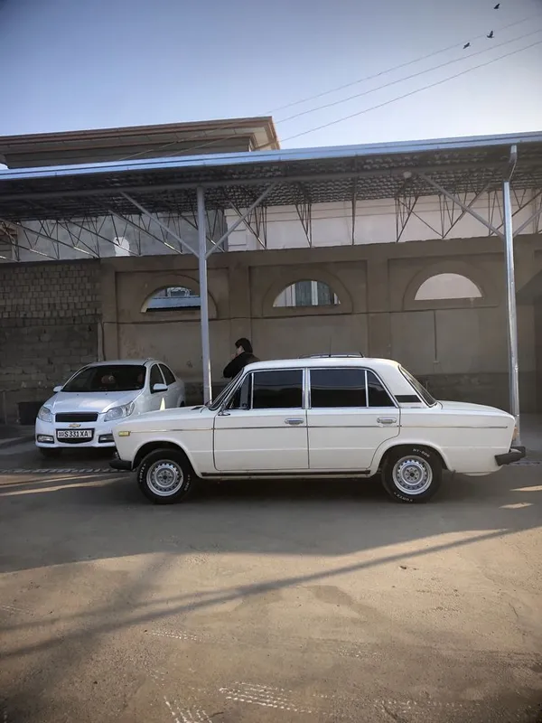Vaz 2106 sotiladi 1991 yil 8 Vaz 2106 sotiladi 1991 yil 8