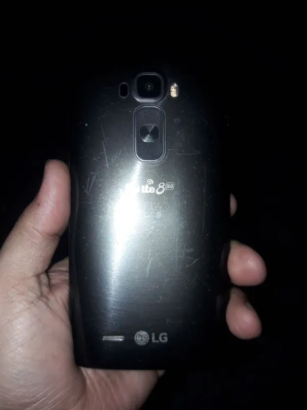 Продам сотовый телефон LG FLEX 2 полностью в рабочем состоянии 3 Продам сотовый телефон LG FLEX 2 полностью в рабочем состоянии 3