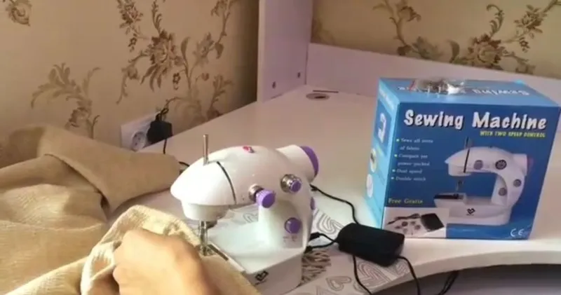 Portativ tikuv mashinasi, pedal bilan Mini Sewing Machine SM202 Mini 3 Portativ tikuv mashinasi, pedal bilan Mini Sewing Machine SM202 Mini 3