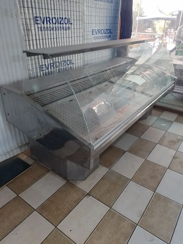Xaladilnik vitrina sotiladi polni nerjaveyka — фото 1