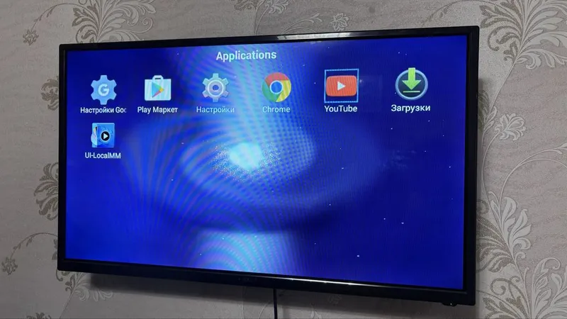 Большой Samsung Smart TV 42 (Full HD) — Отличное состояние — фото 3